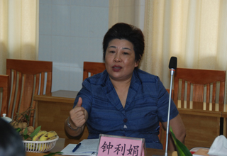 2012年7月19日，廣東省紀(jì)委駐省衛(wèi)生廳紀(jì)檢組長、省衛(wèi)生廳黨組成員鐘利娟到我院調(diào)研